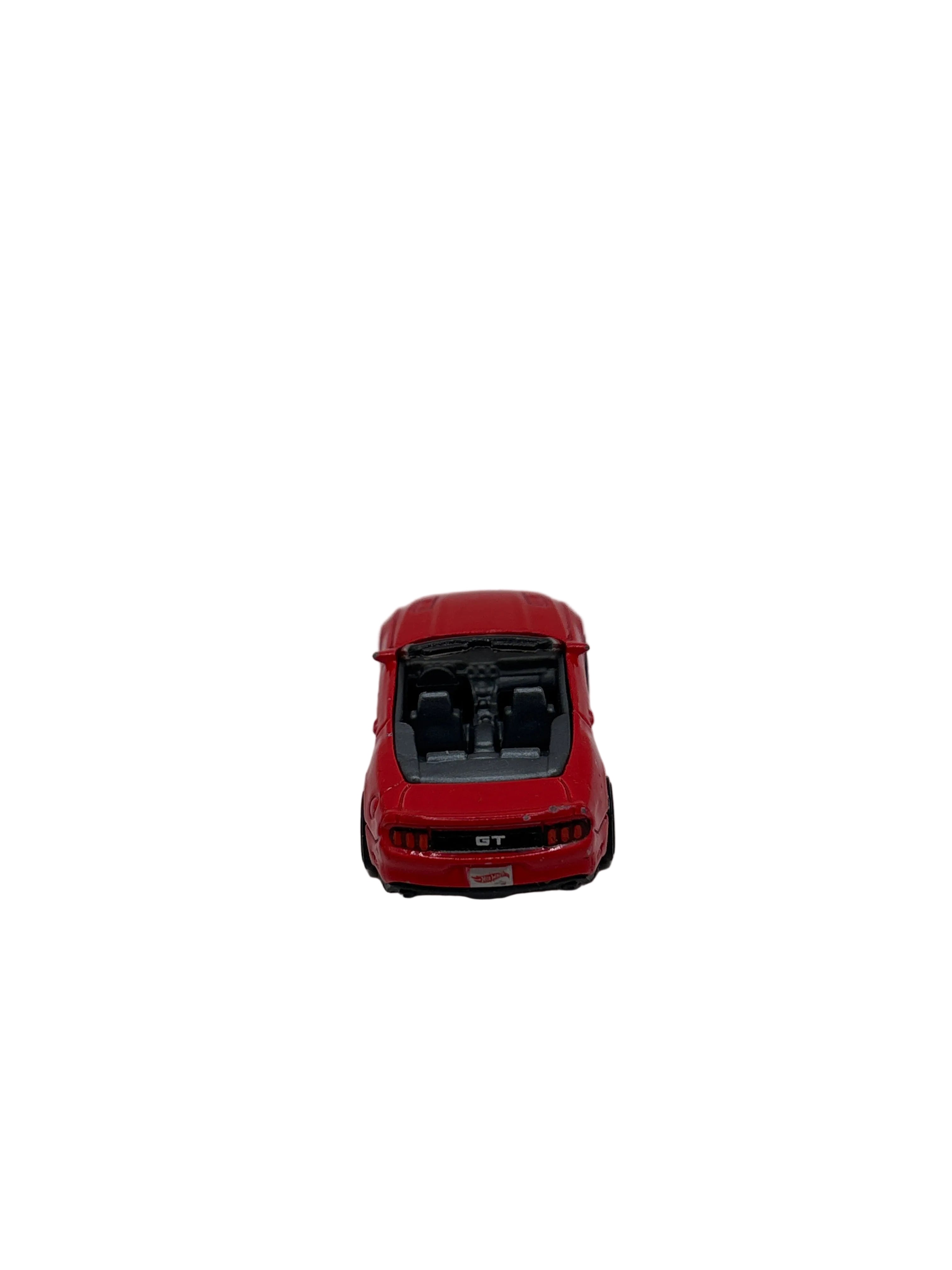 Hot Wheels 2015 Ford Mustang GT Convertible Diecast red