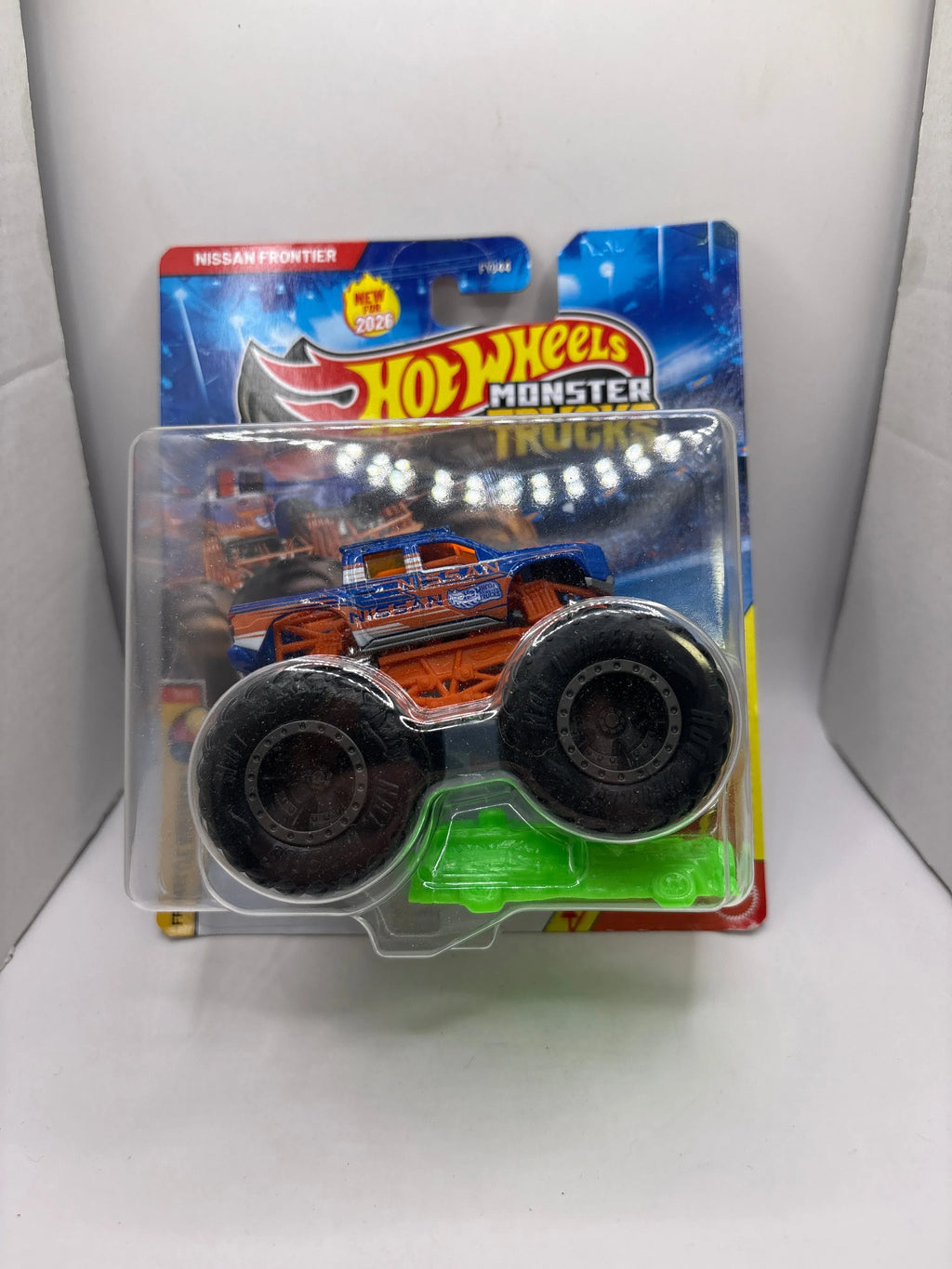 Hot Wheels Nissan Frontier Monster Truck Diecast blue