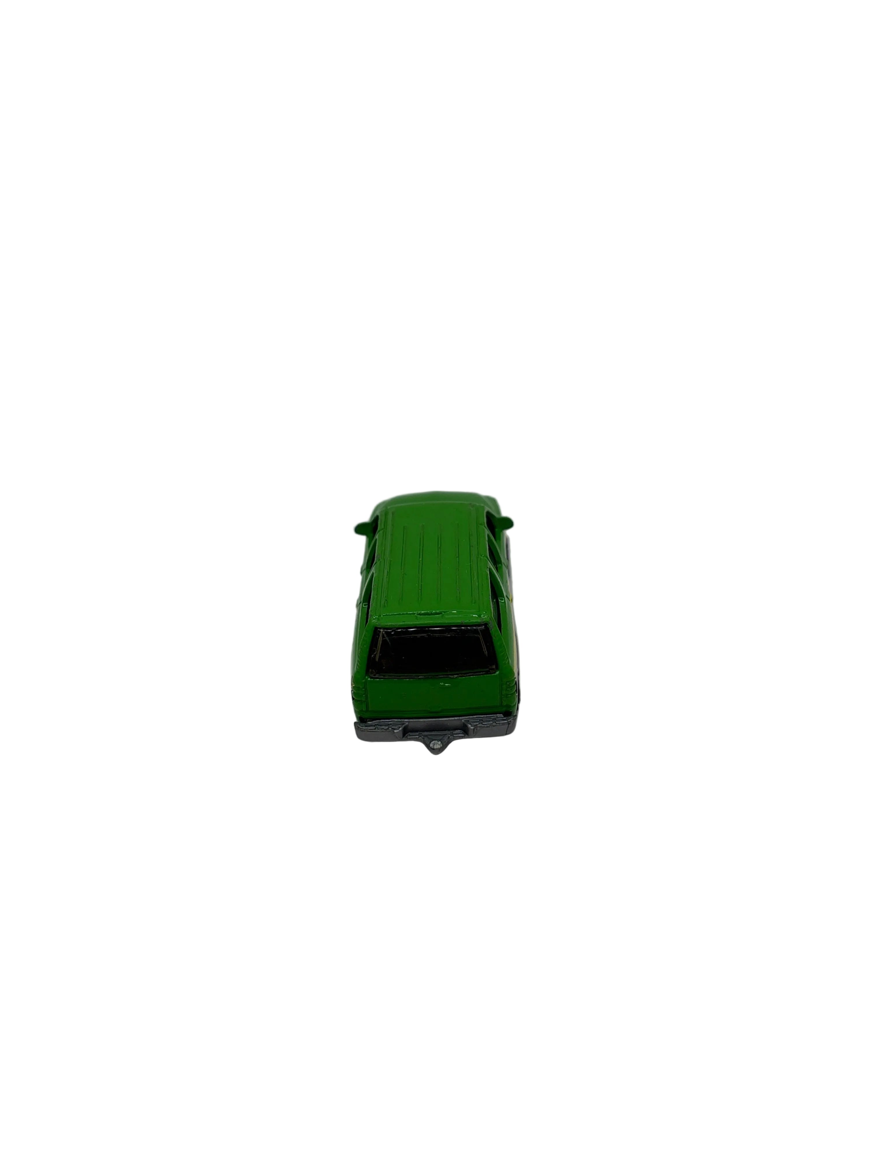Matchbox 2000 Chevrolet Suburban Diecast green