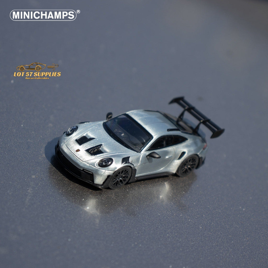 Minichamps Porsche 911 GT3 RS Raw Silver 1:64