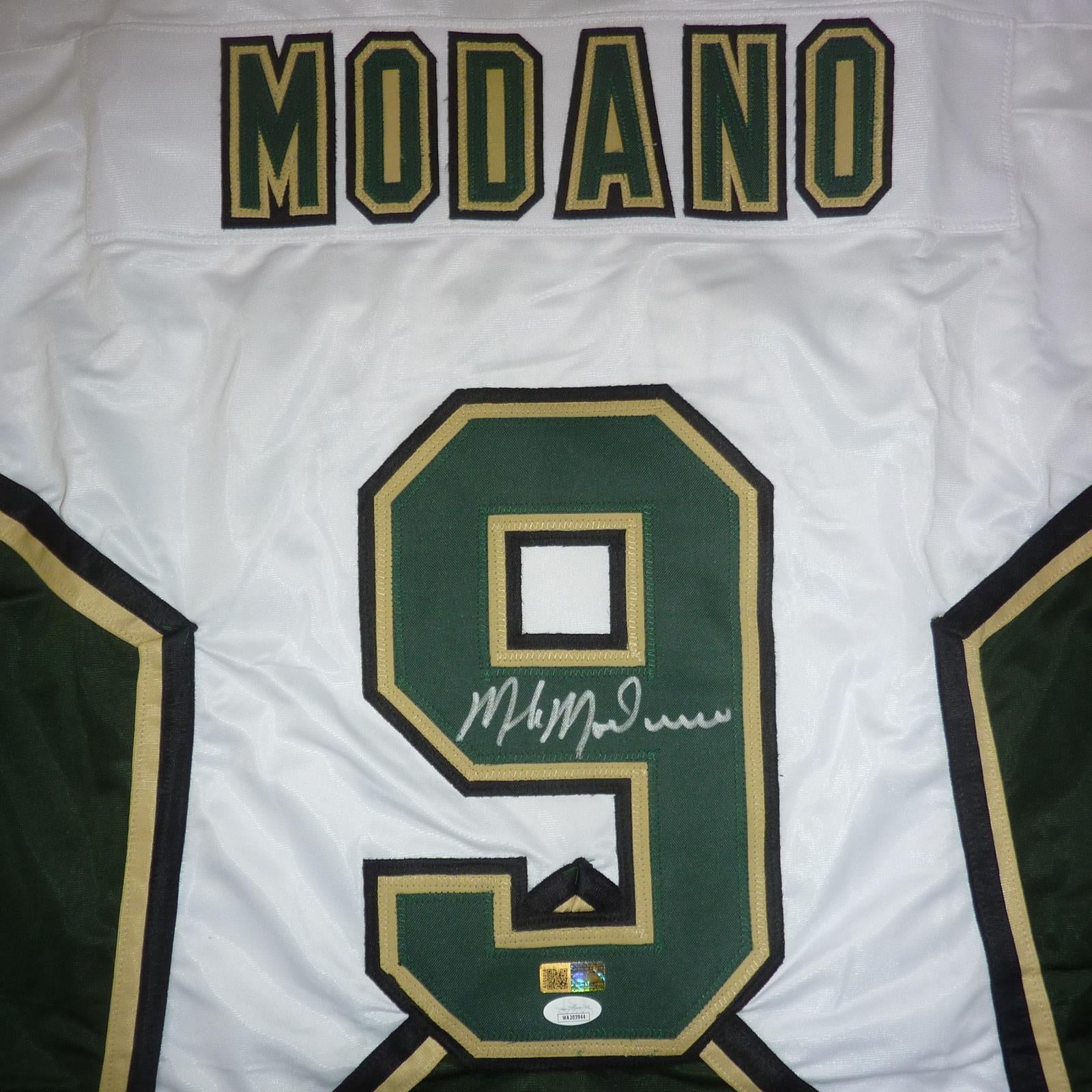 Mike Modano Autographed Dallas (White #9) Custom Jersey - JSA