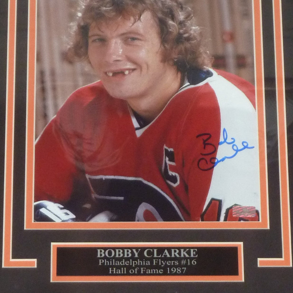 Bobby Clarke Autographed Philadelphia Flyers Deluxe Framed 8x10 Photo - JSA