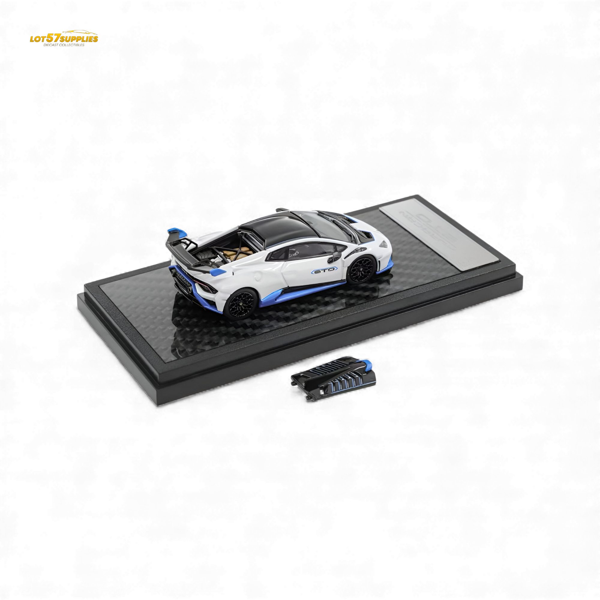 (Pre-Order) LCD Lamborghini Huracan STO White 1:64