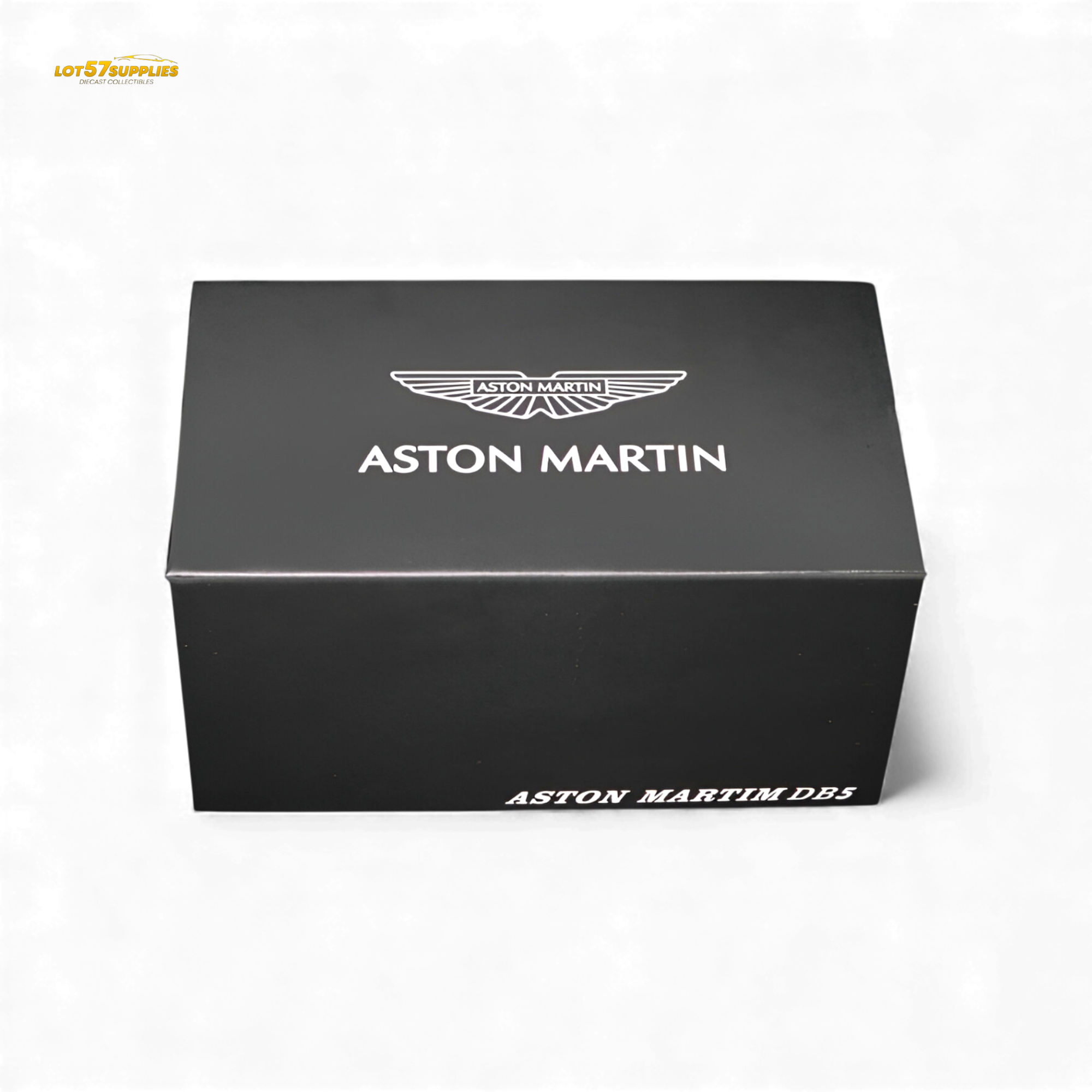 (Pre-Order) Aston Martin DB5 High Gloss Silver 1:64