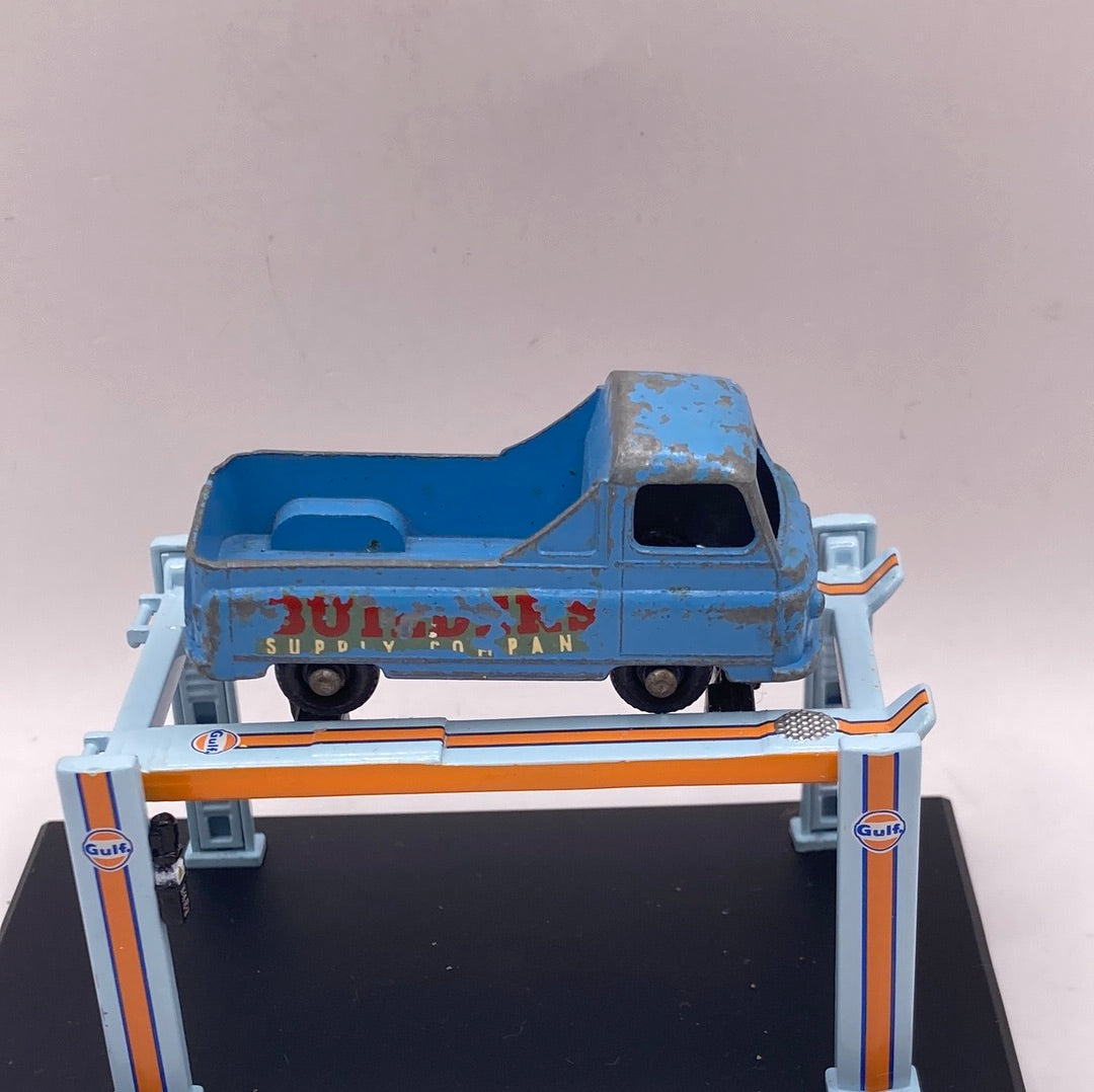 Matchbox Morris J2 Pick-Up Diecast