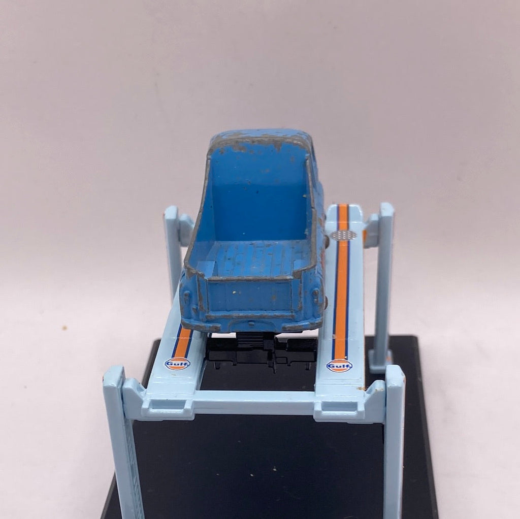 Matchbox Morris J2 Pick-Up Diecast