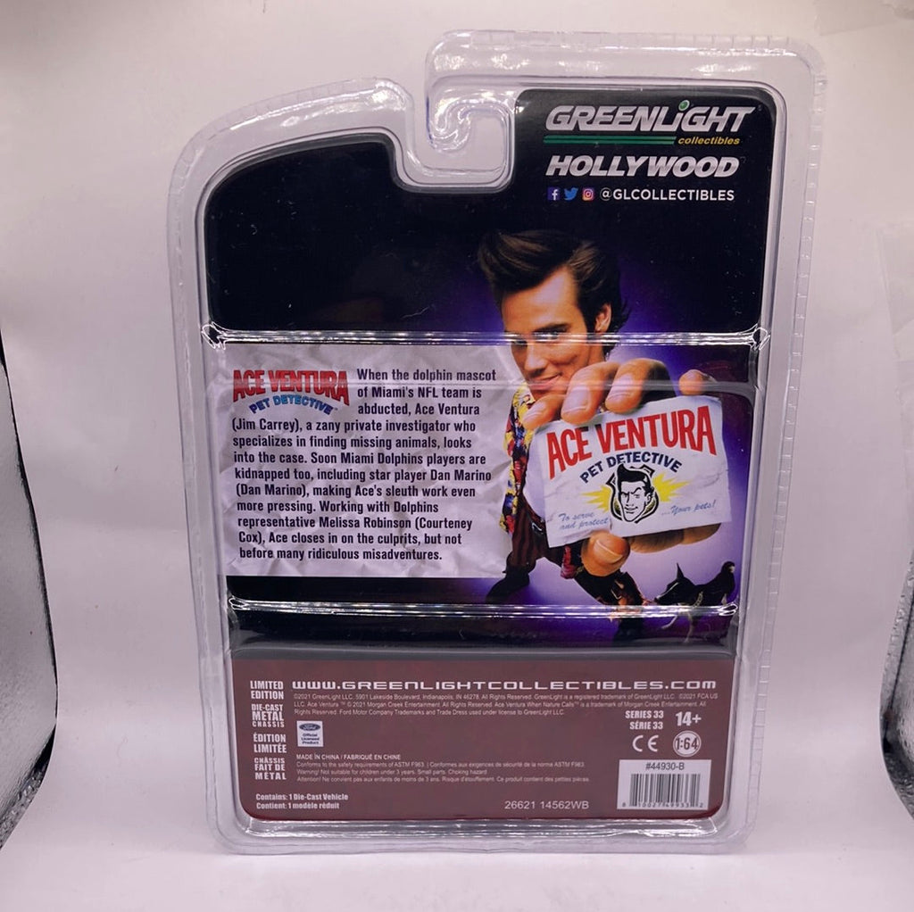 Greenlight 1983 Ford LTD Crown Victoria Diecast multi color