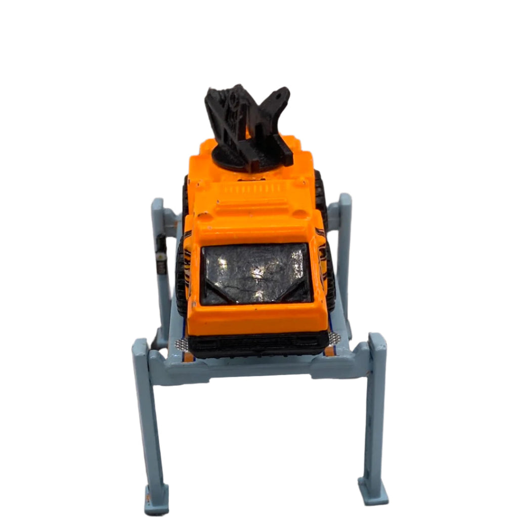 Hot Wheels Crane Diecast orange