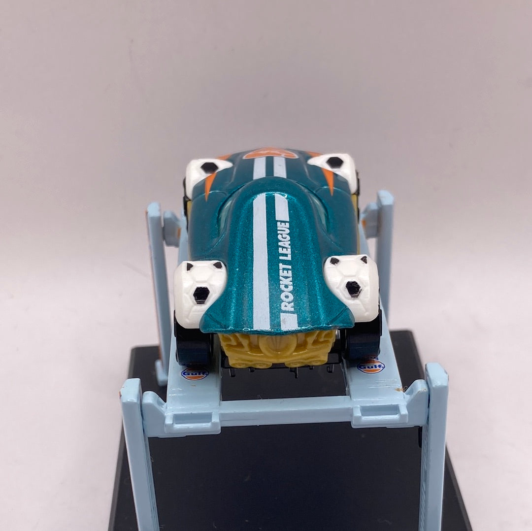 Hot Wheels MR11 Diecast blue