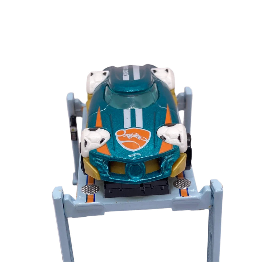 Hot Wheels MR11 Diecast blue