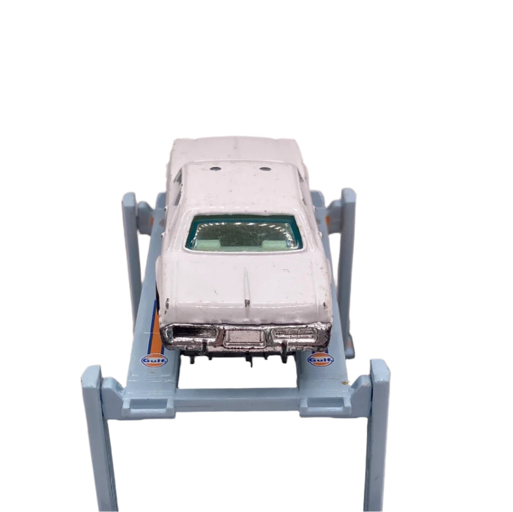 Unknown Plymouth Diecast white