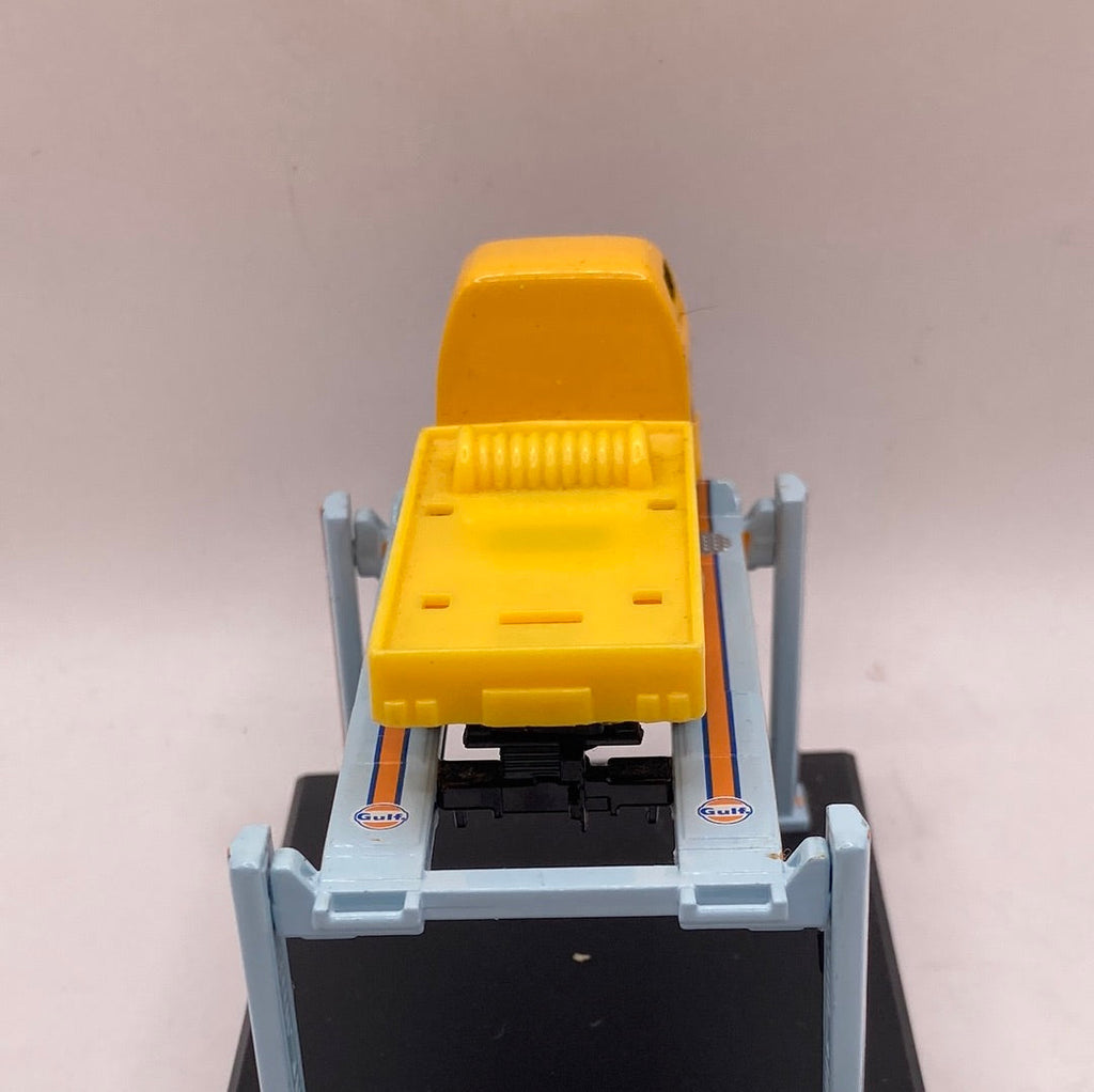 Unknown Truck Diecast yellow