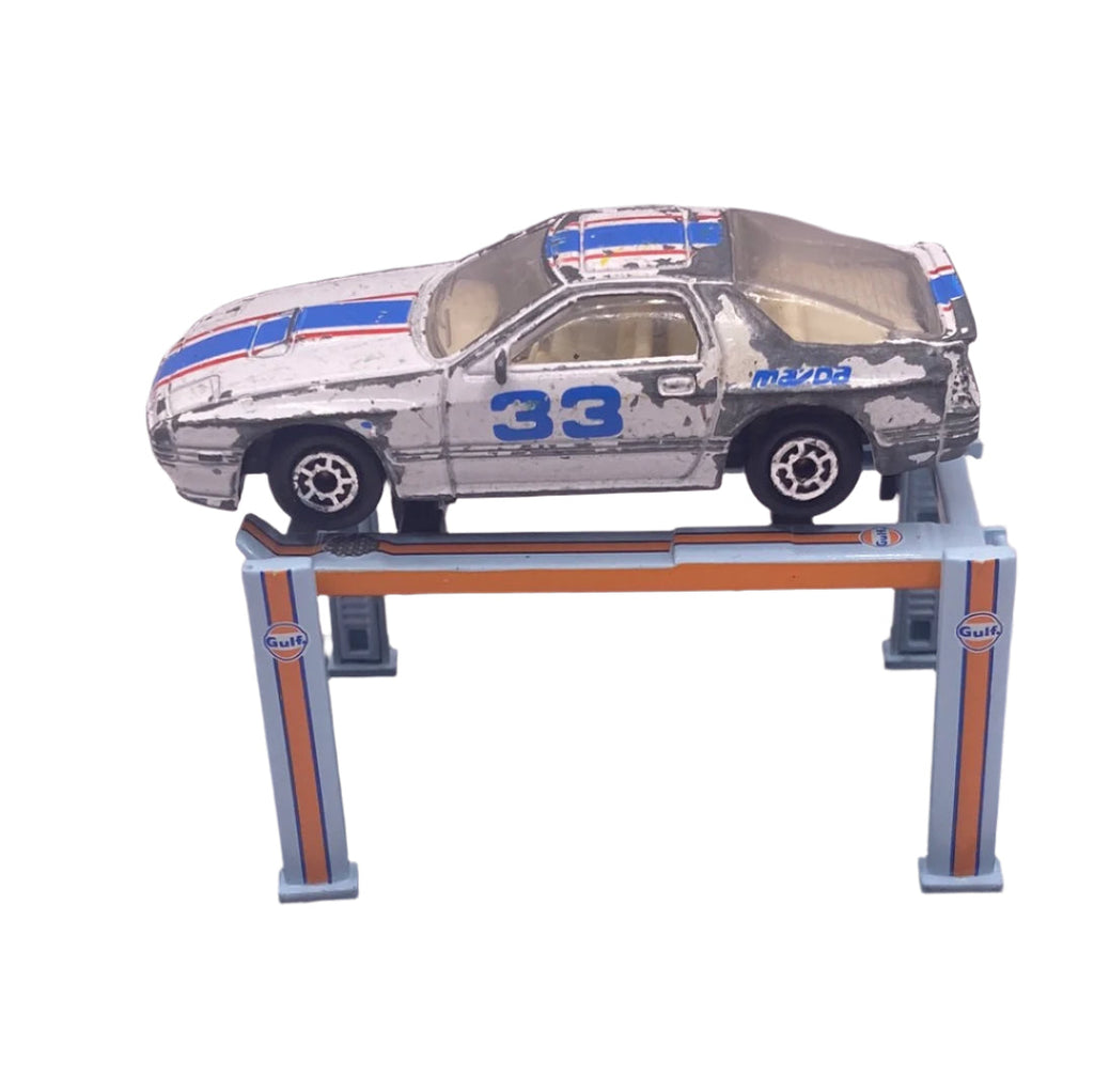 Maisto Mazda RX-7 Diecast white