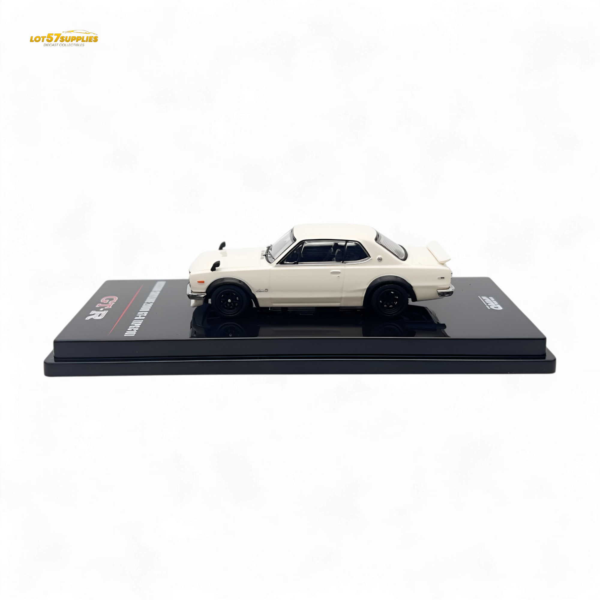 Inno64 Nissan Skyline 2000 GT-R KPGC10 White 1:64